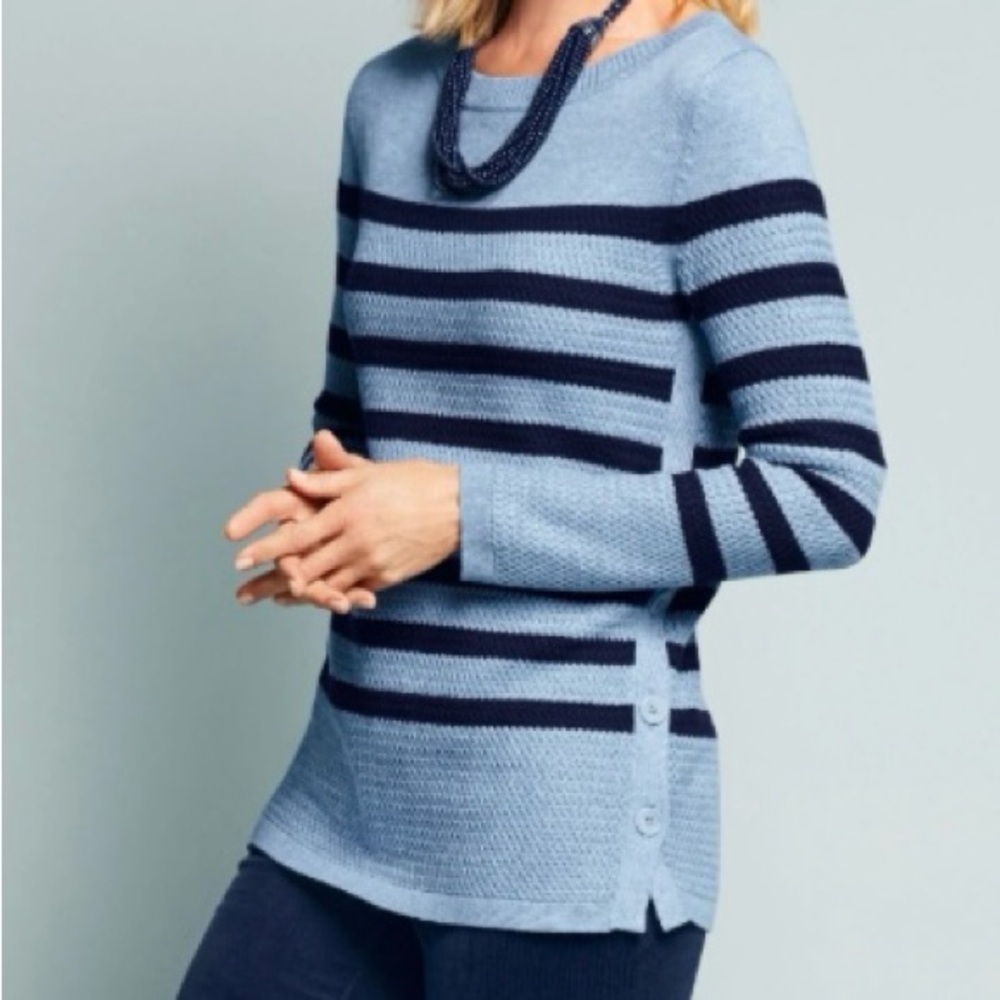 Talbots Striped Textured Blue & Navy Striped Sweater. Size XL. Button Side.